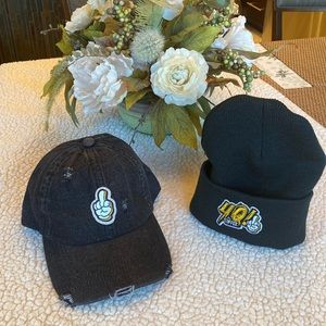 🌺 Distressed denim and matching knit caps